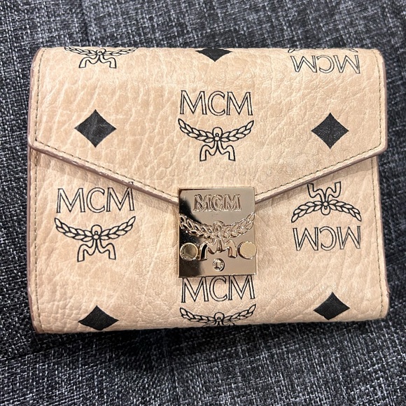 MCM Card Wallet - Picture 1 of 11